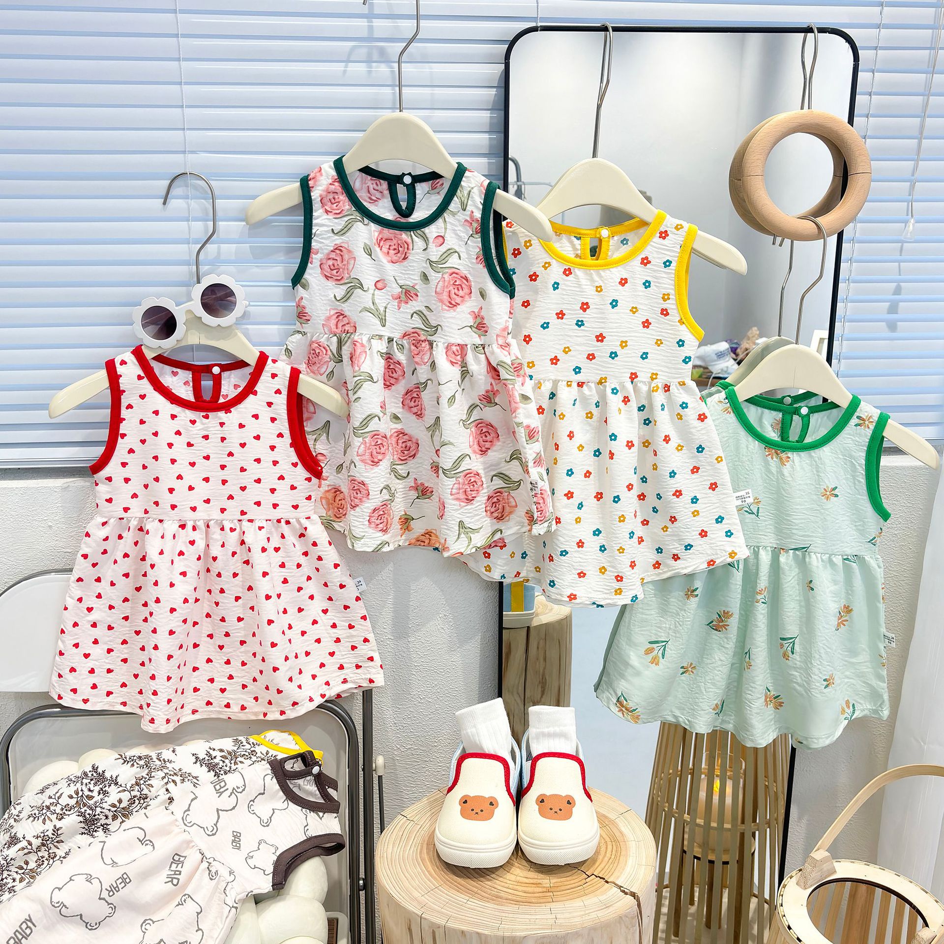 2025 new vest skirt baby girl casual suspender skirt children's floral dress little girl Korean version princess skirt