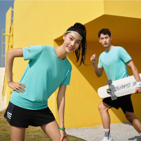 Ice-feeling quick-drying T-shirt for men and women, summer sports running fitness clothes, breathable cool quick-drying clothes training tops